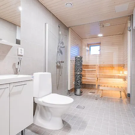 Spacious Executive Sauna Fast Wi-fi 아파트 로바니에미