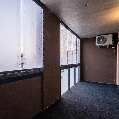 Spacious Executive Sauna Fast Wi-fi *